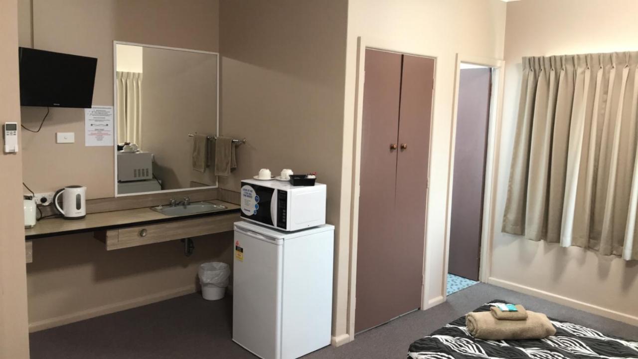 Manning River Motel Taree Exterior foto